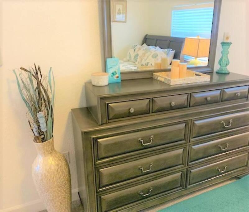 Beautiful Bright & Sparkling 2Bed 1Bath Beach Retreat - Unit 212 Cocoa Beach Buitenkant foto
