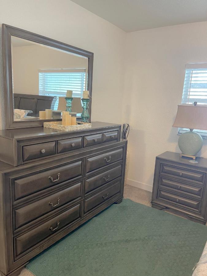 Beautiful Bright & Sparkling 2Bed 1Bath Beach Retreat - Unit 212 Cocoa Beach Buitenkant foto
