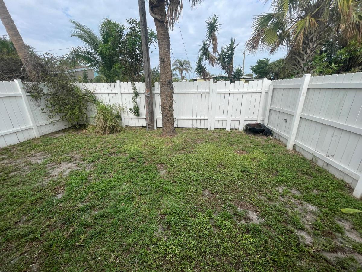 Beautiful Bright & Sparkling 2Bed 1Bath Beach Retreat - Unit 212 Cocoa Beach Buitenkant foto